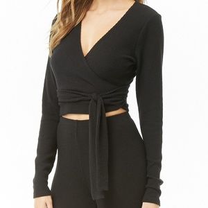 F21 Brushed Cozy Ribbed Tie-Front Top Small